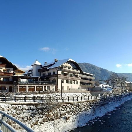 River Hotel Post Кьенес Экстерьер фото